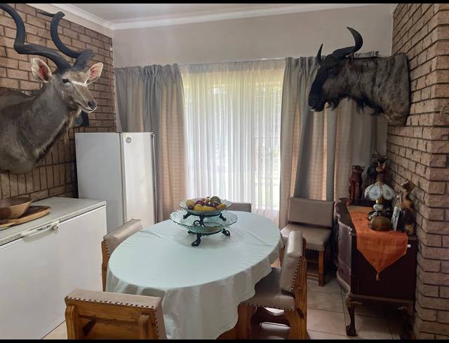 4 BEDROOM HOUSE FOR SALE IN SAFARI GARDENS